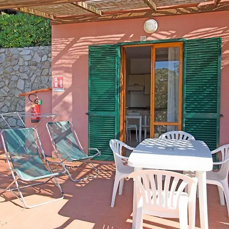 Elbamar Holiday park 4*