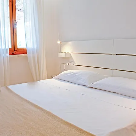 Elbamar Holiday park 4*