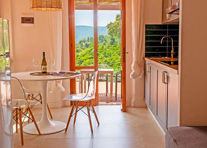 Elbamar Vakantiepark 4*