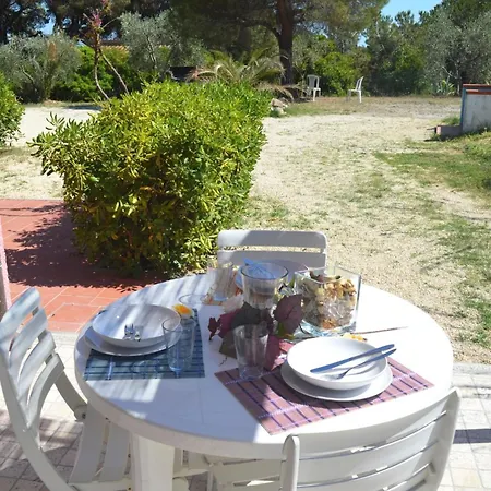 Prázdninový areál Elbamar 4*